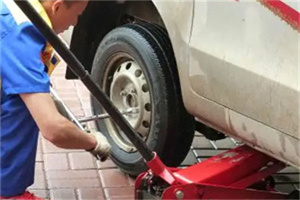 润州区附近拖车24小时服务热线电话